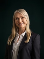 Bilde av megler Lene Ytredal