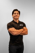 Bilde av megler Adam Magamadov