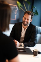 Bilde av megler Erlend Haglund