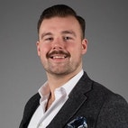 Bilde av megler Paul Stene