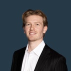 Bilde av megler Ola Sinnes