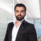 Bilde av megler Rawi Khaliqi