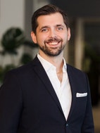 Bilde av megler Sebastian Ramsdal Lindell