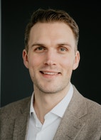 Bilde av megler Martin Johansen