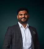 Bilde av megler Ronny Varma