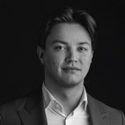 Bilde av megler Nicholas Kolokotronis Johnsrud