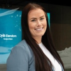 Bilde av megler Maylinn Dybvik Sleen