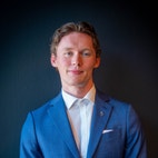 Bilde av megler Thomas Valderhaug