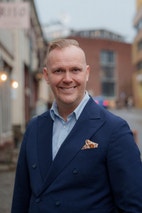 Bilde av megler Stian Mathiassen