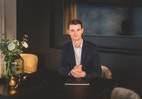 Bilde av megler Sander Gundersen