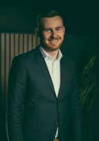 Bilde av megler Ole Kristian Fauchald Taralrud