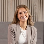 Bilde av megler Lise Blakstad