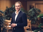 Bilde av megler Felix Green