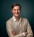 Bilde av megler Nils Christian Svenningsen