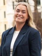 Bilde av megler Malin Narten