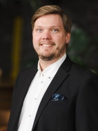 Bilde av megler Simen Kittelsen