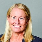 Bilde av megler Gro Rakstad