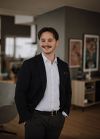 Bilde av megler Stian Willassen