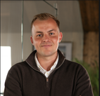 Bilde av megler Daniel Gård
