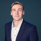 Bilde av megler Sebastian T. Hellner