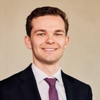 Bilde av megler Håvard Sugustad