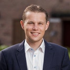 Bilde av megler Jonas Hansen
