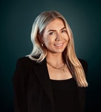 Bilde av megler Veronica Melsnes