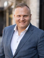 Bilde av megler Martin Olsen