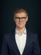 Bilde av megler Kristian Ellstrøm Pedersen