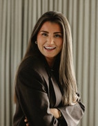 Bilde av megler Julie Nilsen