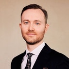 Bilde av megler Alexander Moltubak Løken