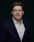 Bilde av megler Oliver Berg Askland