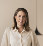 Bilde av megler Christina Erstad