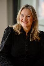 Bilde av megler Monica V. Aronsen
