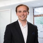 Bilde av megler Sebastian Oulie Brynhildsvoll