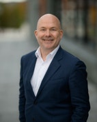 Bilde av megler Kenneth Olsen