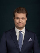 Bilde av megler Trym Valved
