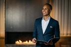Bilde av megler Ousman Berger Jatta
