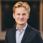 Bilde av megler Sjur Røtnes Nielsen