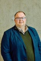 Bilde av megler Øyvind Hofstad