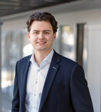 Bilde av megler Carl Fredrik Johansen