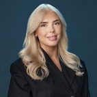 Bilde av megler Emilie Amundsen