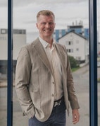 Bilde av megler Mads Wallerheim