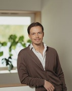 Bilde av megler Mathias Helland Bøstrand