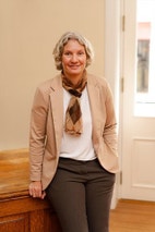 Bilde av megler Cecilie Knobel Elnes