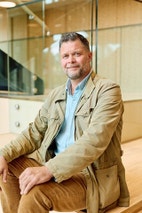 Bilde av megler Tomas Høin
