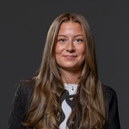 Bilde av megler Frida Bøe Andersen