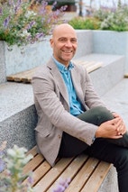 Bilde av megler Fredrik Lien