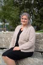 Bilde av megler Susanne Møgster Dahle