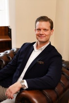Bilde av megler Marius Martin Myren